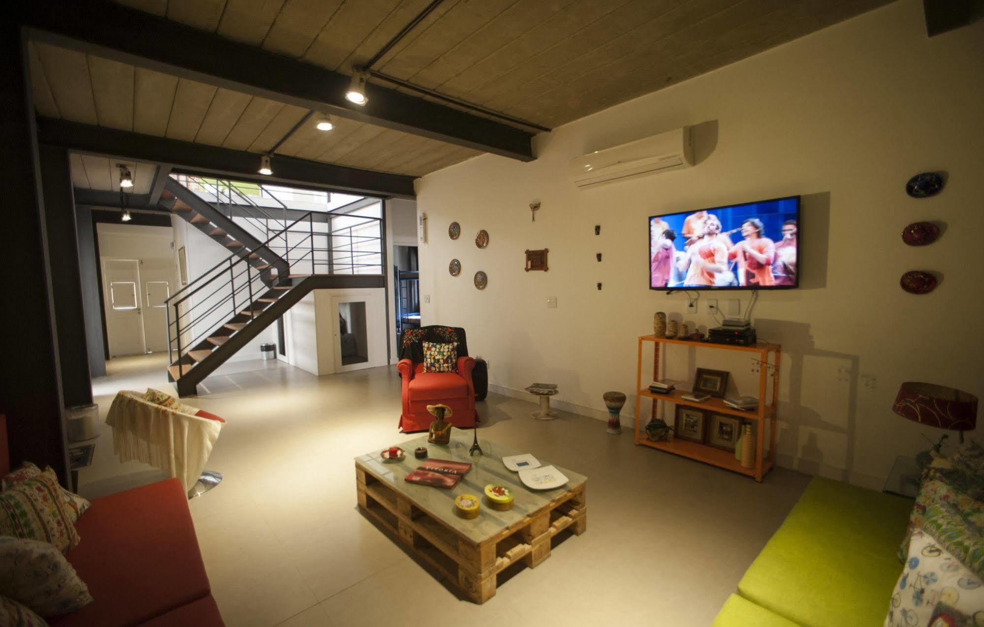 Gaia Hostal *
